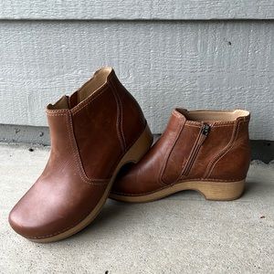 Womens Brown Leather Upper Dansko Barbara Boot Pre-owned Size EU 38 US 7.5-8